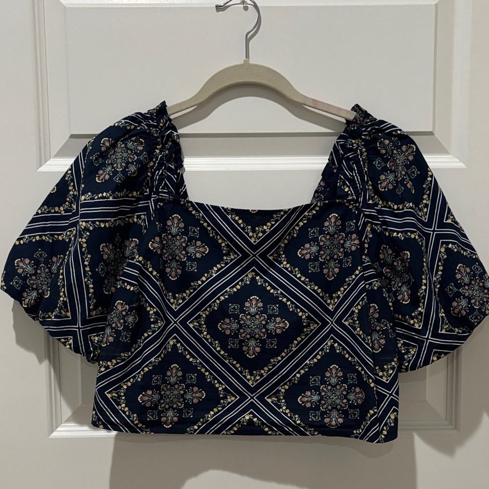 LOFT Navy Patterned Crop Top